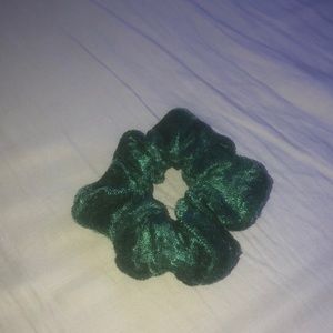 handmade green schrinchie
